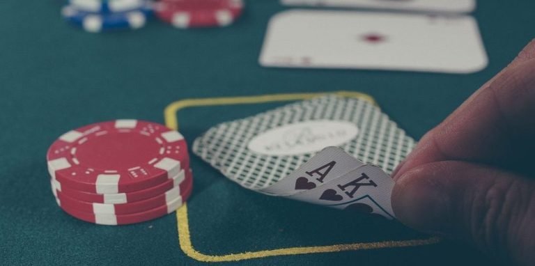 Caribbean Stud Poker Game